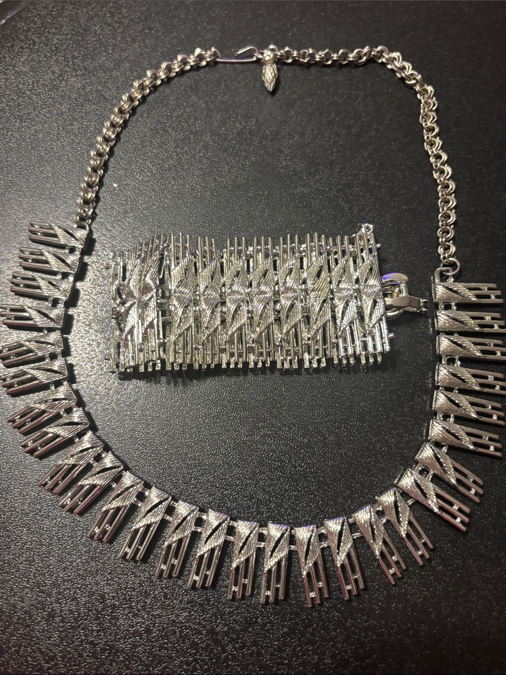 Silver-Tone Fringe Statement Necklace Vintage Modernist Necklace & Bracelet READ